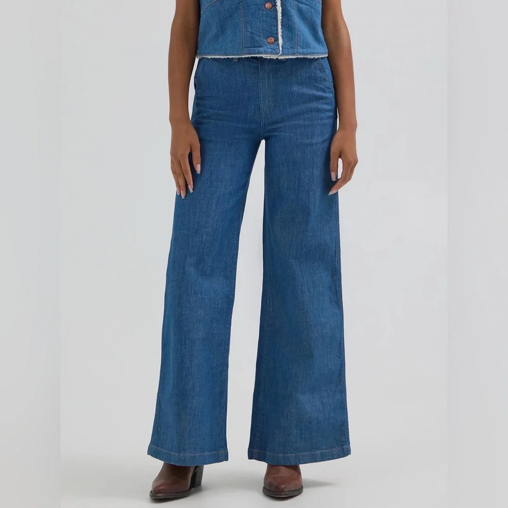 Wrangler Women's high rise trouser Jeans size 32/32 NWT - Picture 1 of 7